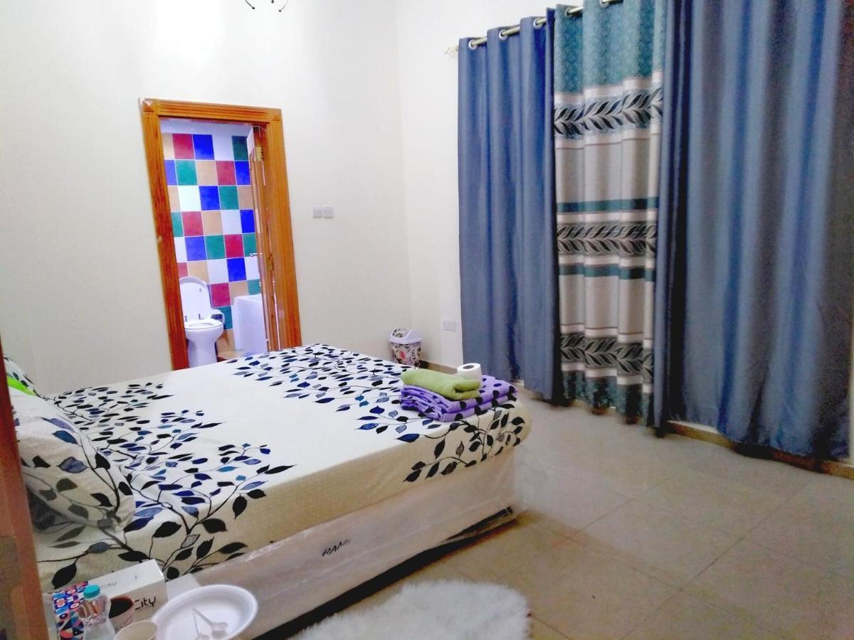 Bright Sunshine Holiday Home Shared Apartments Dubai Dış mekan fotoğraf